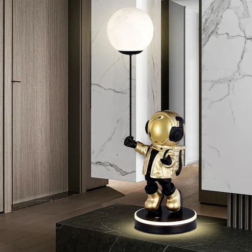 ASTRONAUT TABLE LAMP