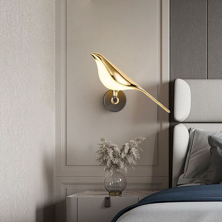 AMOR BIRD WALL SCONCE