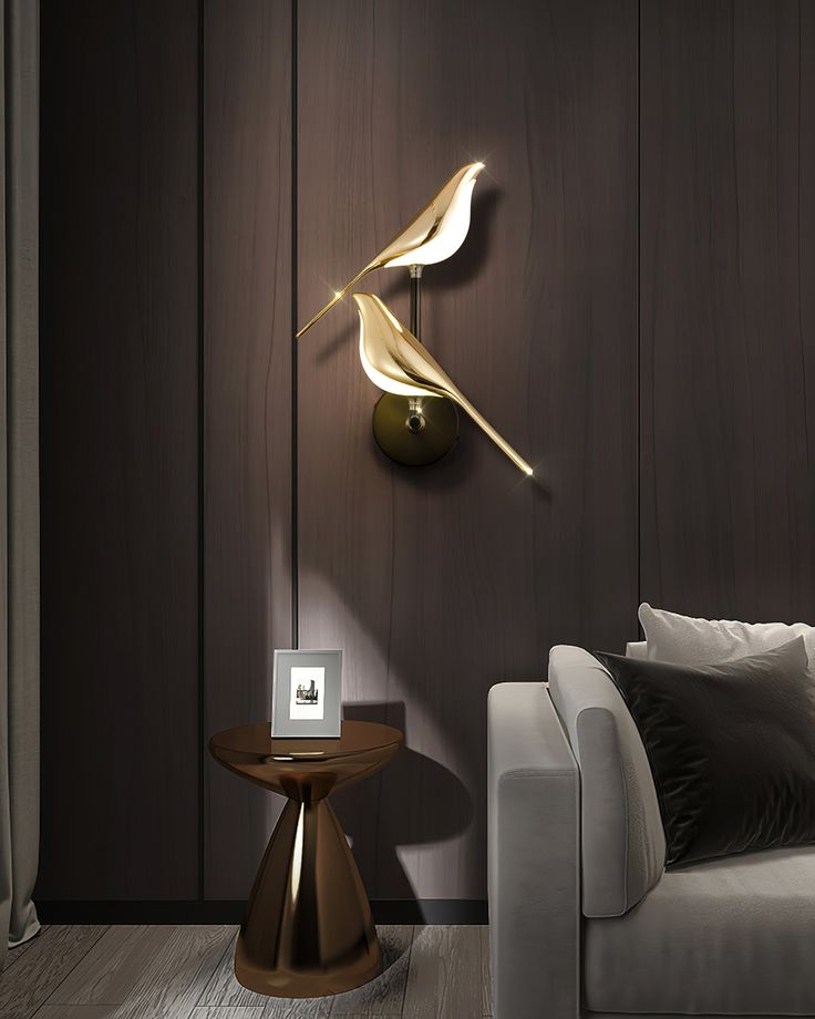 DOUBLE HUMMING BIRD WALL LIGHT