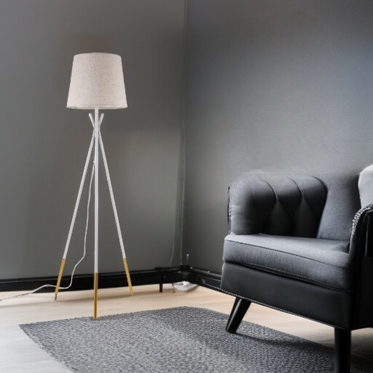 Floor lamp tripod